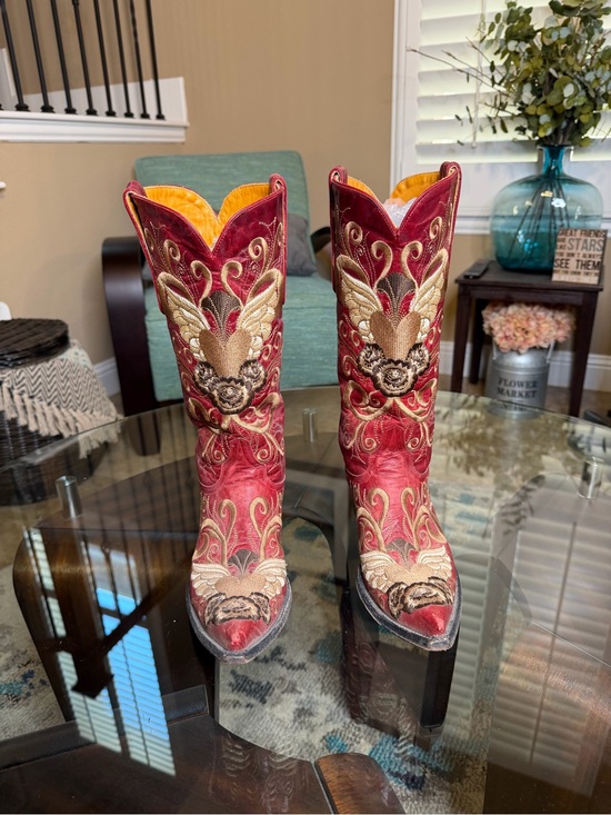 Old Gringo Shoes - Old Gringo Grace Red Wing Heart Embroidered Cowboy Boots 7.5B